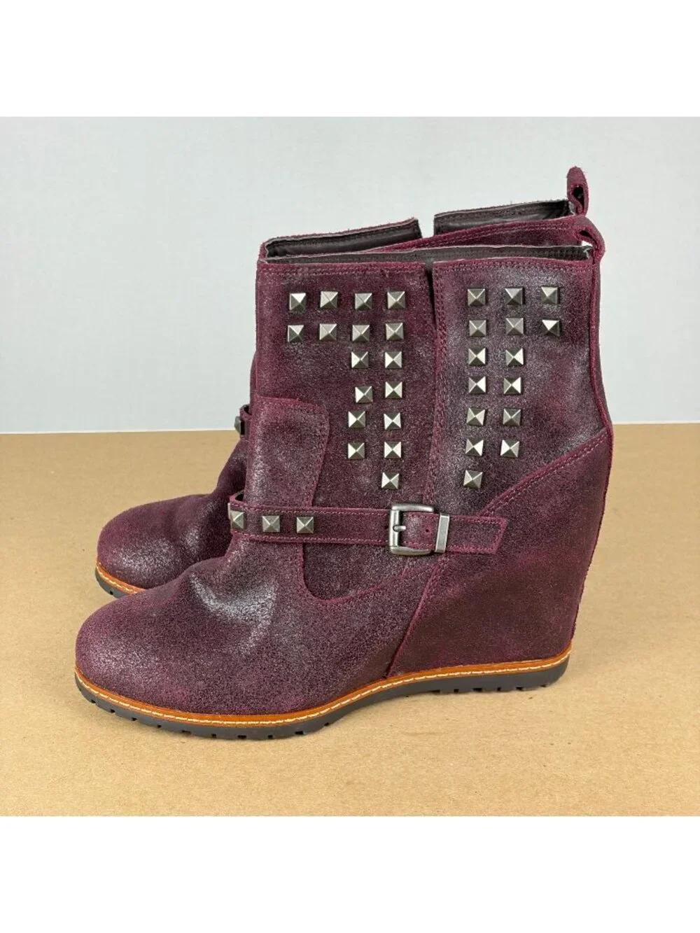 Skechers SKCH+3 Leather Studded Hidden Wedge Boots Womens 9.5 Burgundy Pull On
